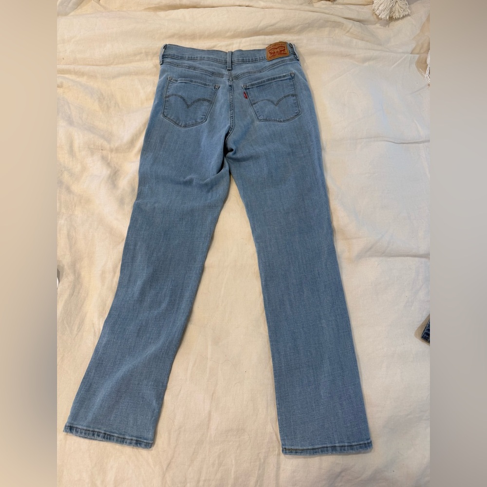 Levi’s 724 High Rise Straight Size 31
